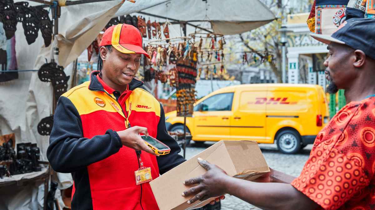 DHL